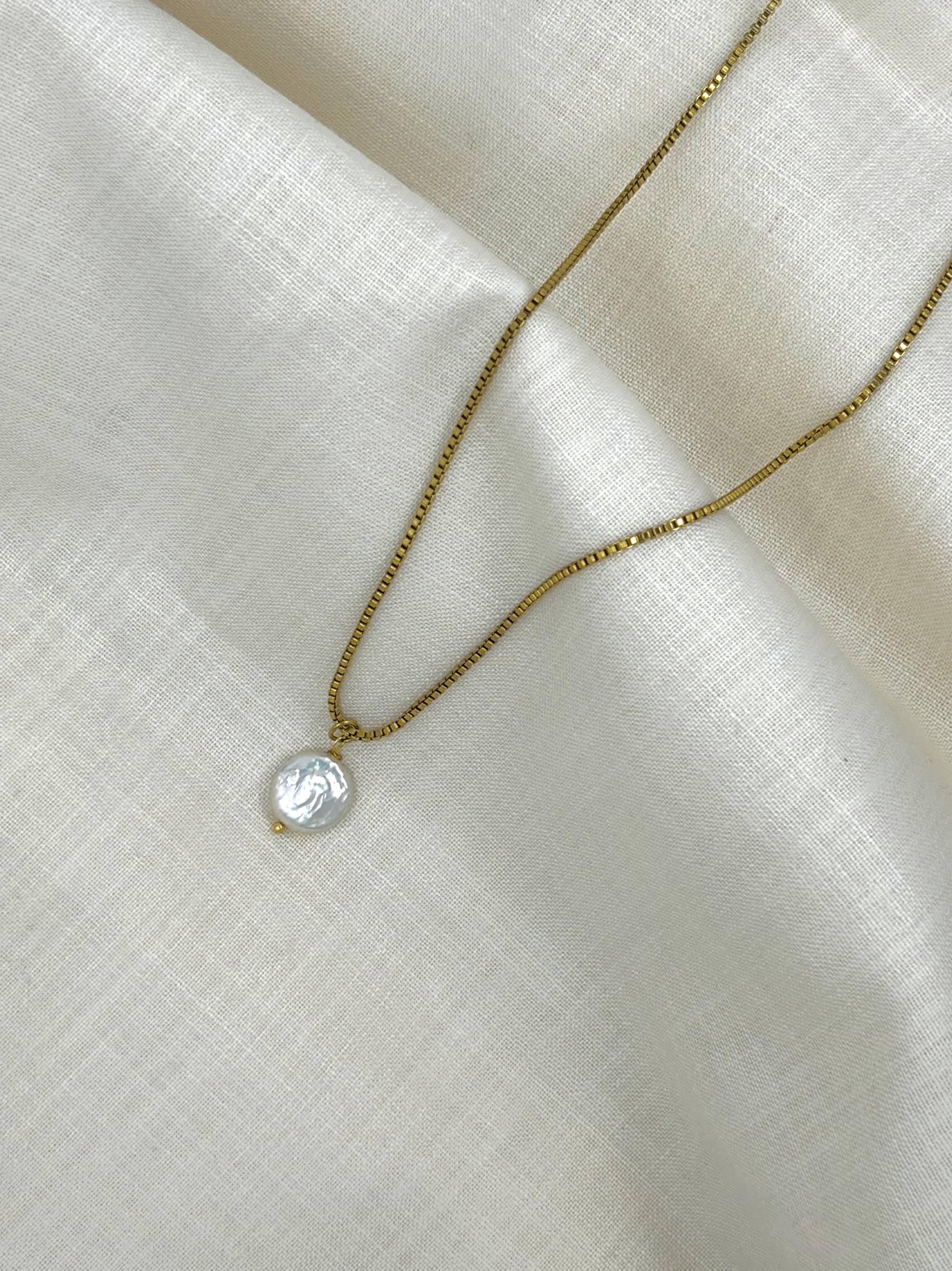 Coin pearl pendant - image 6