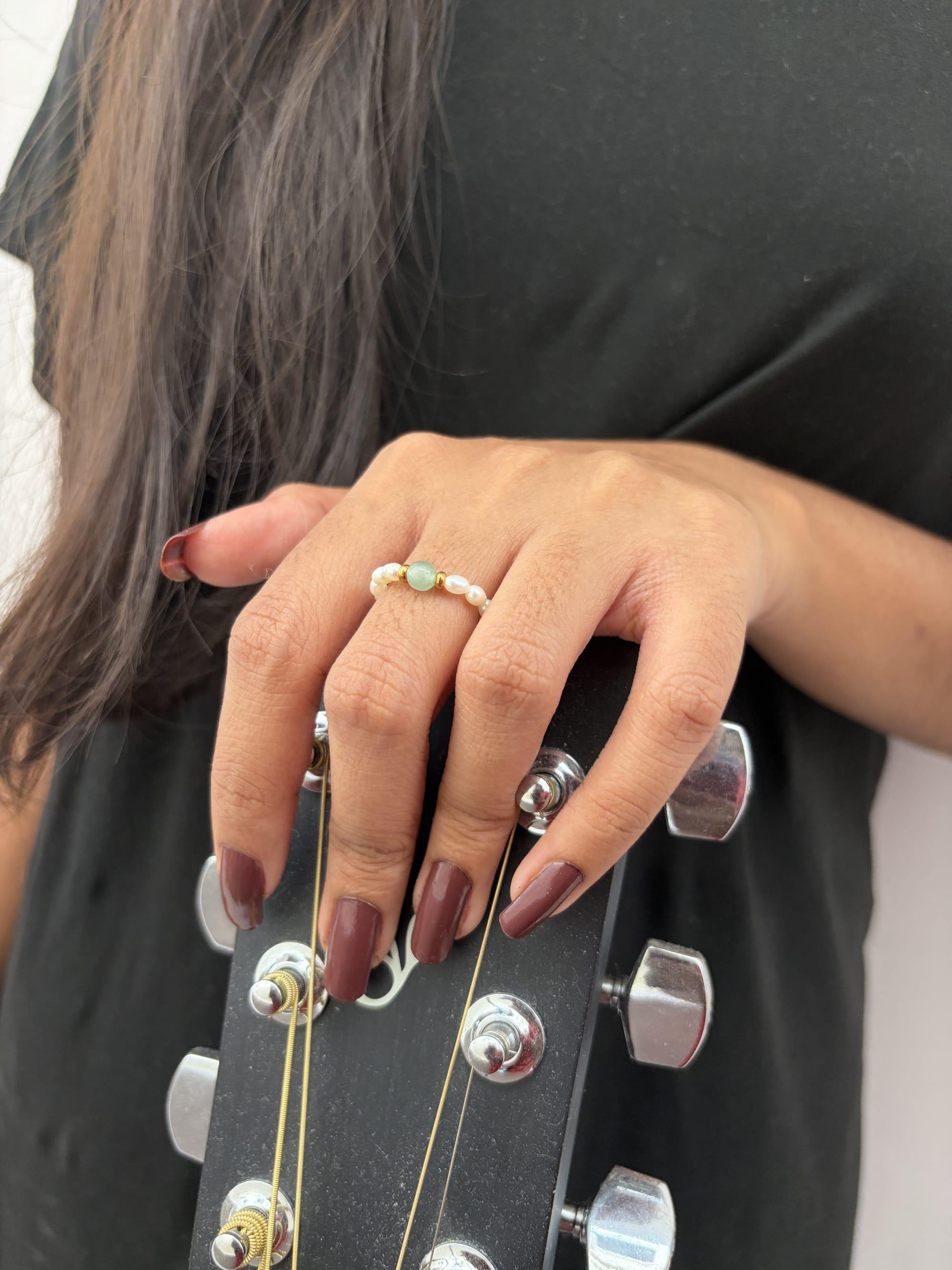 Green aventurine pearl ring - image 4