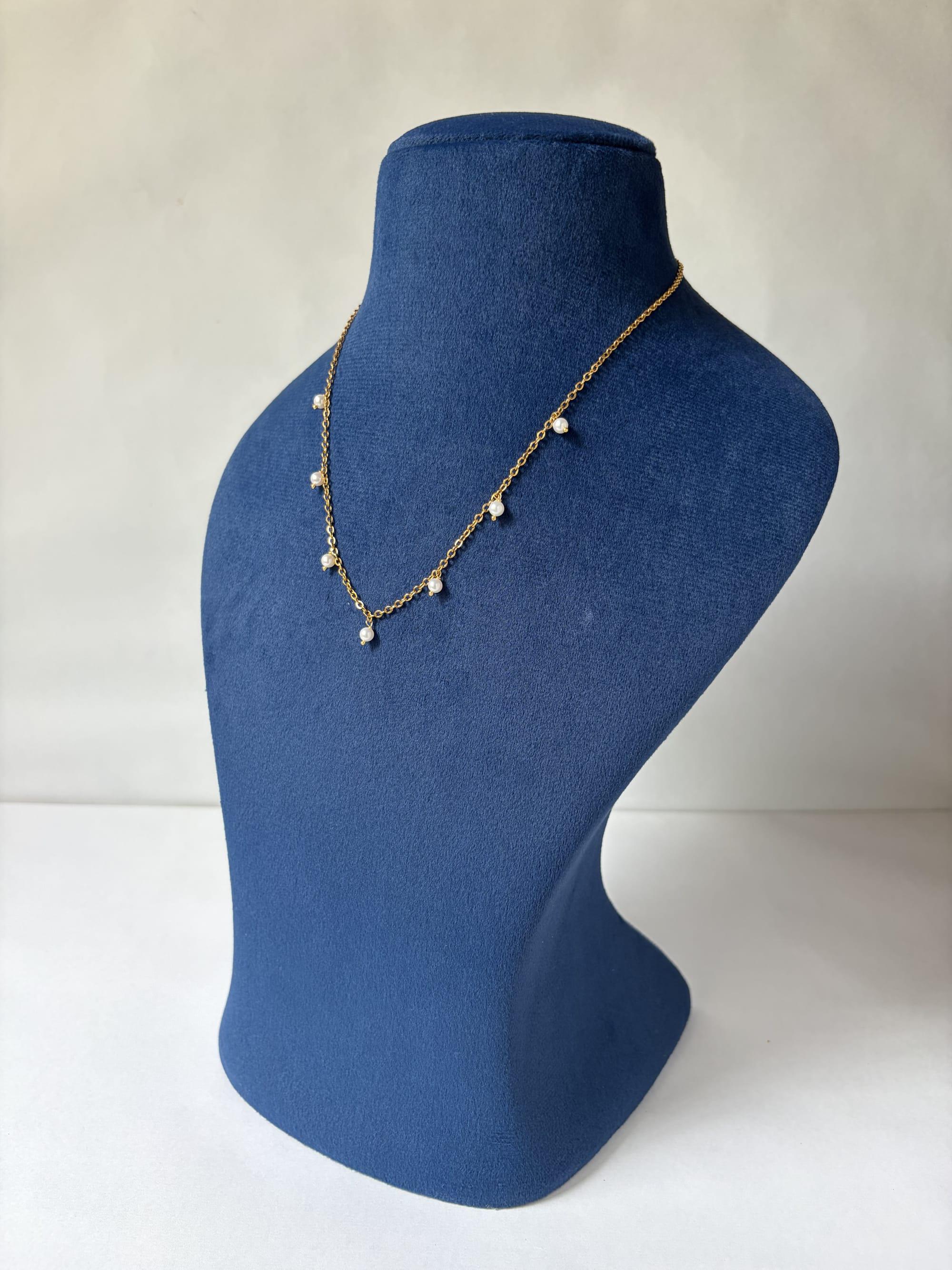 Multi drop pearl necklace - image 2