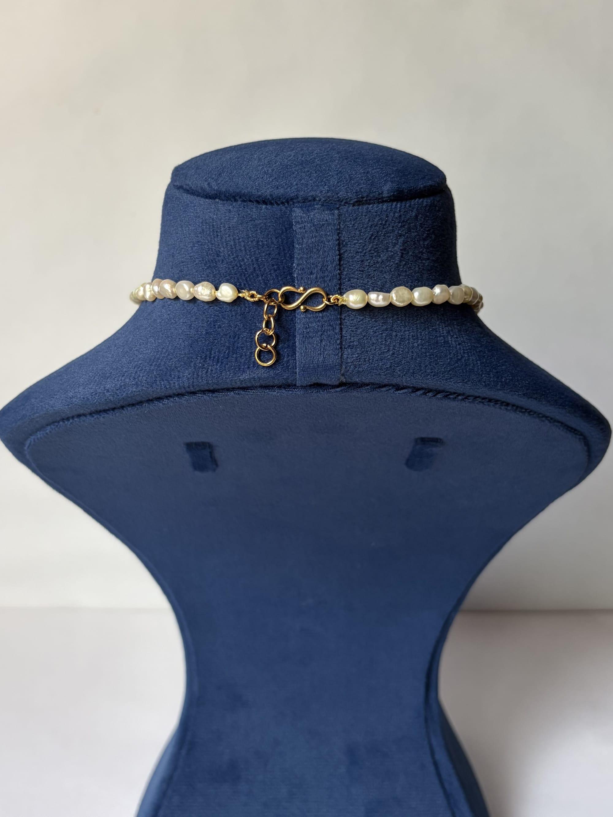 The classic pearl necklace - image 4