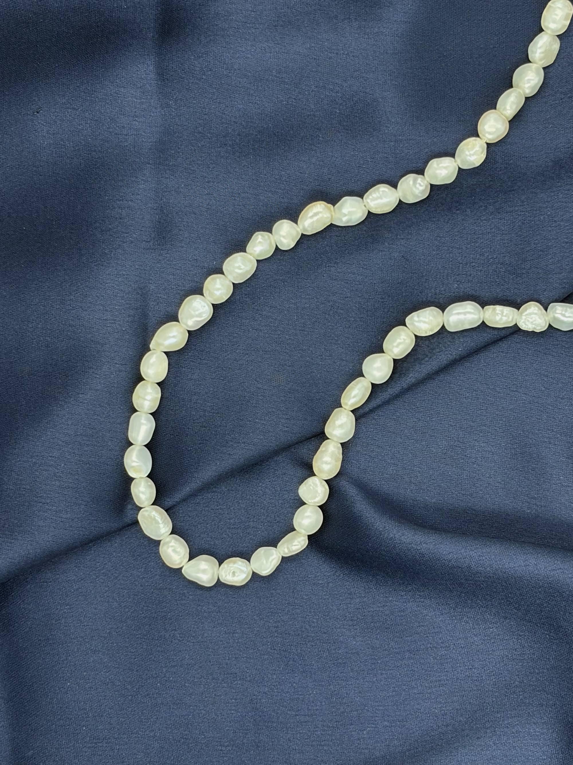 The classic white pearl necklace - image 5